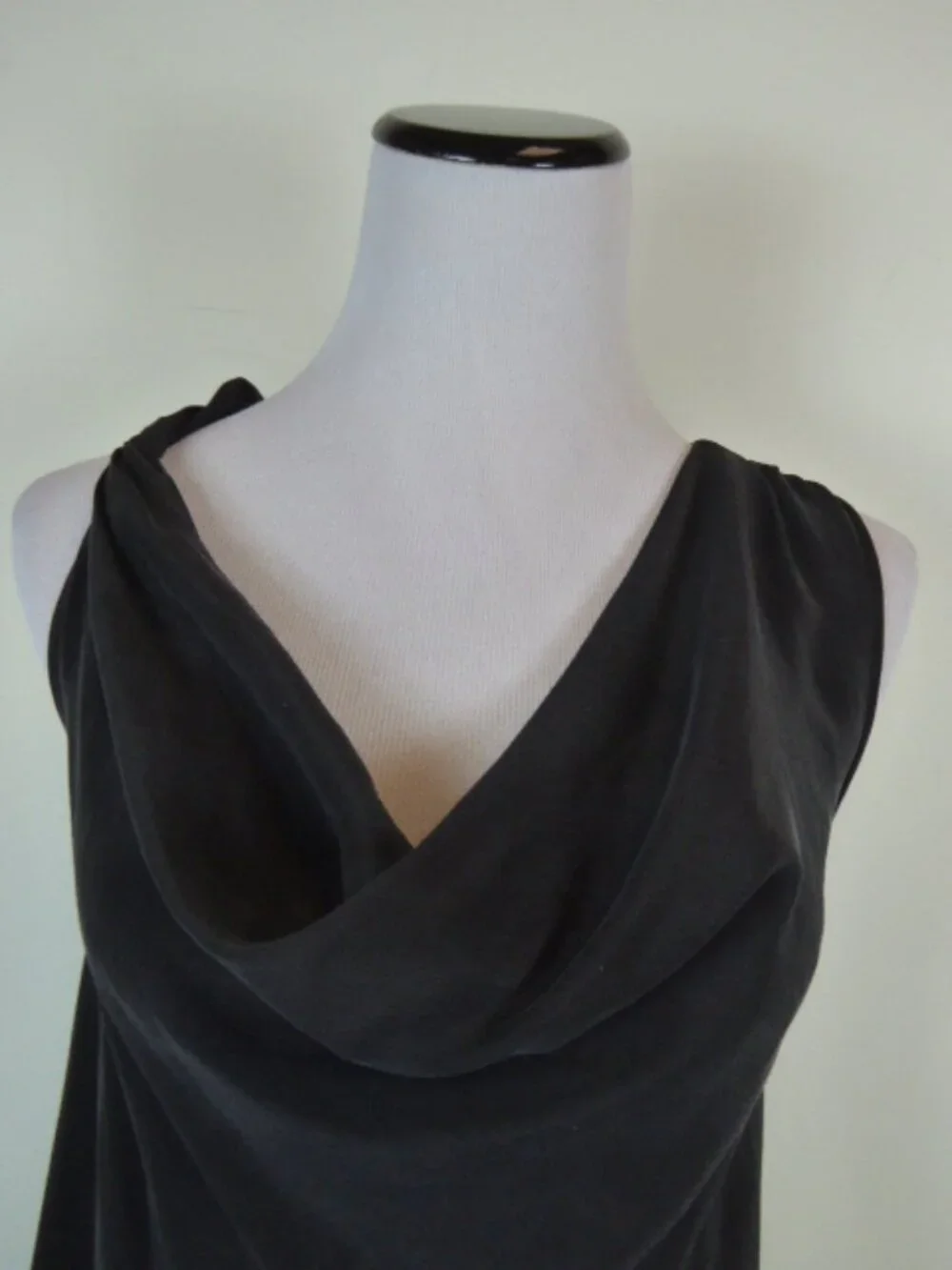 MADISON MARCUS black drape racer back sleeveless SILK TOP S - Picture 2 of 4